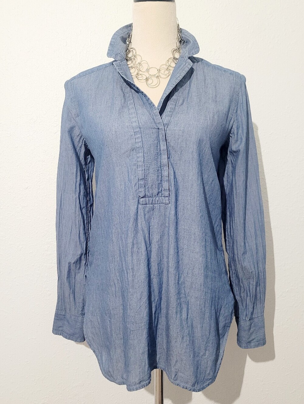 LOFT Chambray Popover Tunic Top XS Light Wash 100% Cotton Long Sleeve